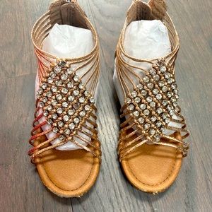 Girls size 1 nina rose gold with stones sandals